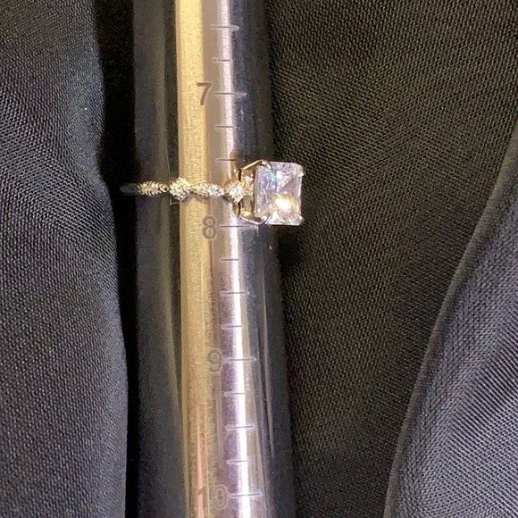 Silver Tone Square Clear Stone Ring with Smaller Stones Size 7 3/4 - Picture 11 of 11